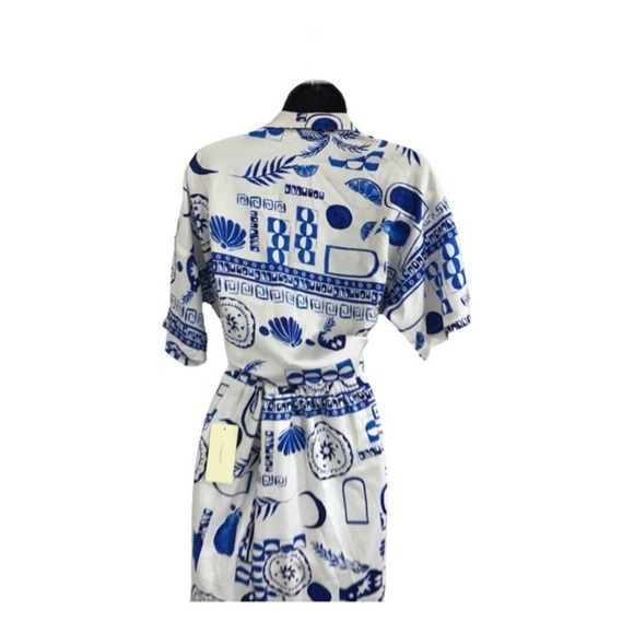 Blue white satin effect multi print‎ buttoned down shirt & pants 2pc set size  M - Picture 17 of 17